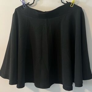 Chic Pleated Black Mini Skirt-NWOT